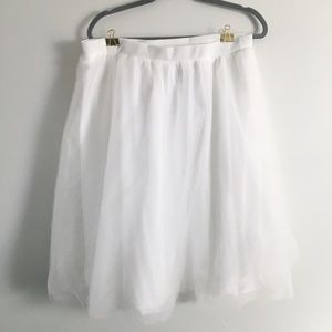 Charlotte Russe White Tulle Skirt Size 2X